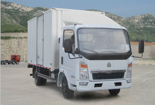 ساينو تراك HOWO 4X2 فان شاحنة