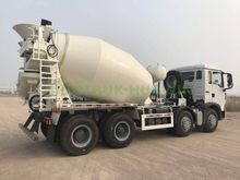 شاحنة خلط الخرسانة SINOTRUK T5G 8X4 RHD