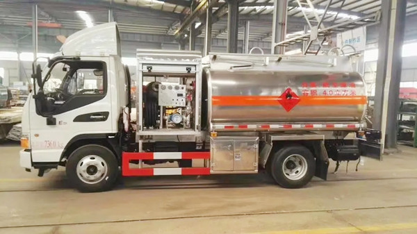 شاحنة تزويد الطائرات