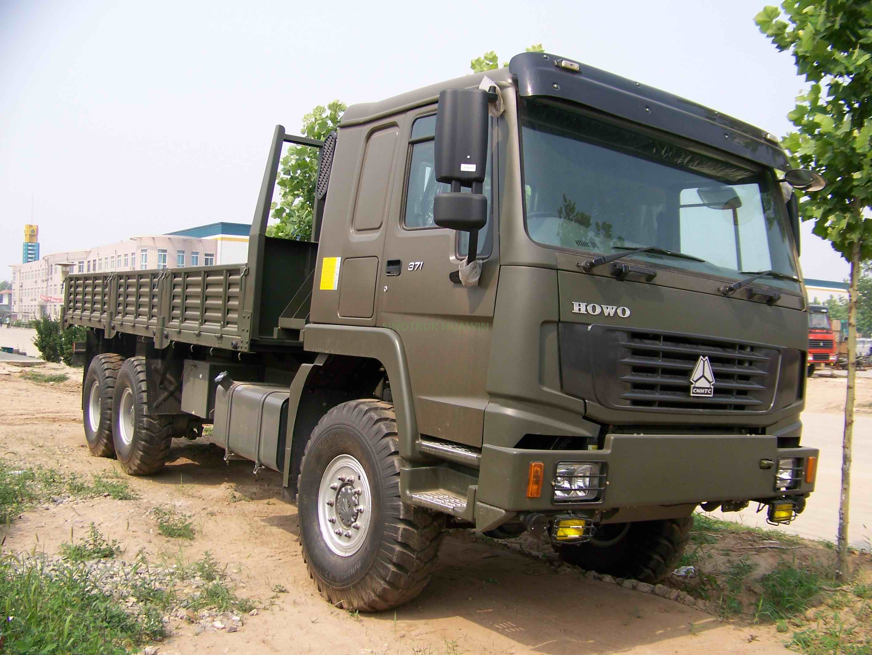 HOWO 6x6 All-wheel Drive Cargo Truck
