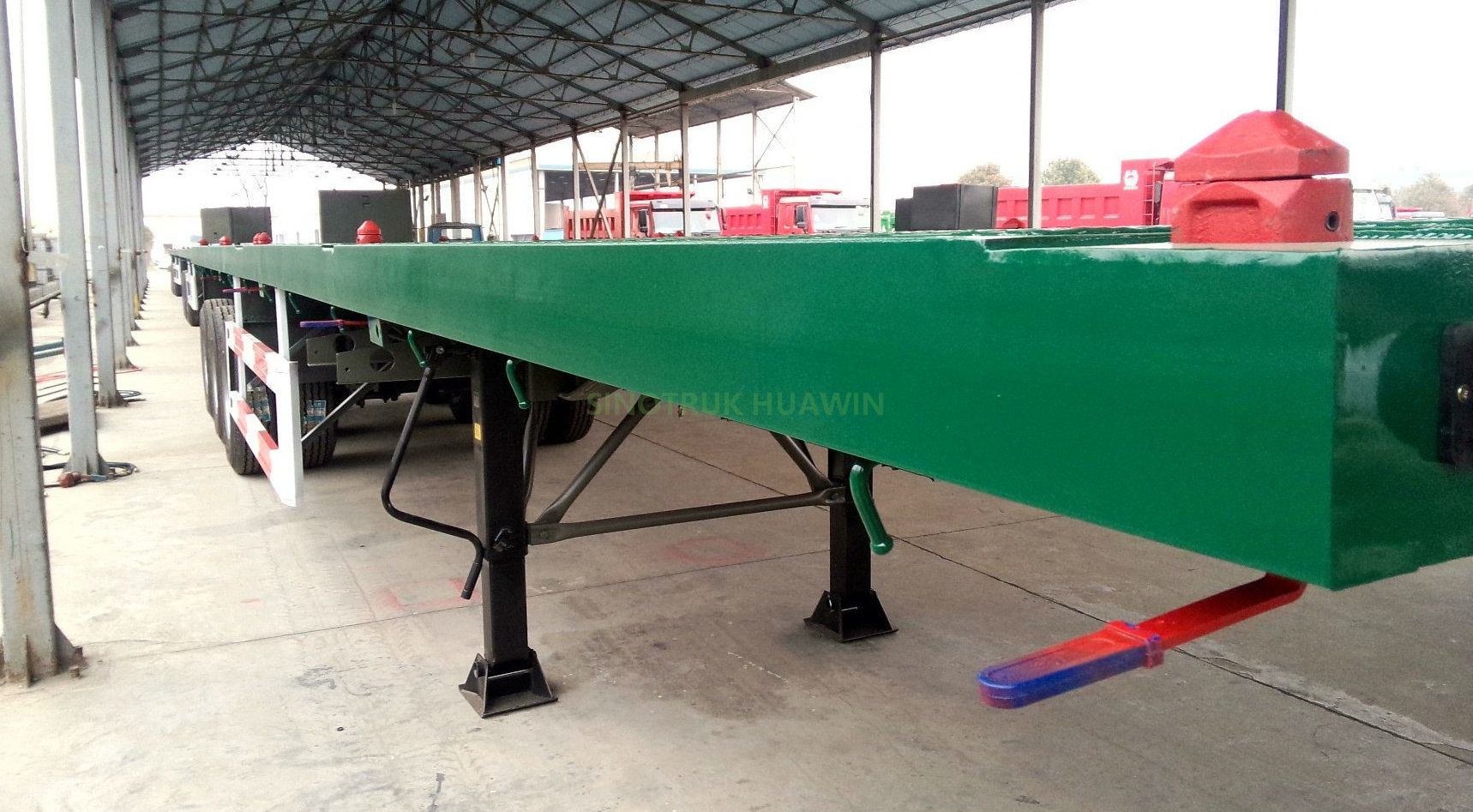 نصف مقطورة مسطحة SINOTRUK 40FT 3 Axles