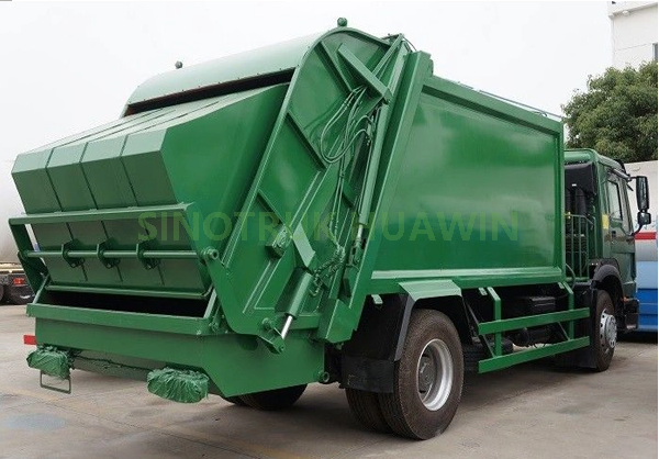 شاحنة جمع القمامة SINOTRUK HOWO 4X2