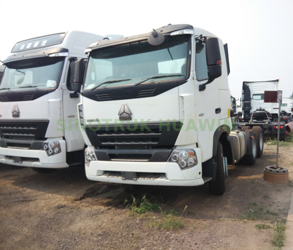 شاحنة جرار Sinotruk A7 6x4 10 Wheels