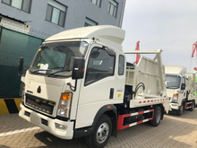 SINOTRUK HOWO 4X2 شاحنة لجمع القمامة ذات ذراع متأرجح