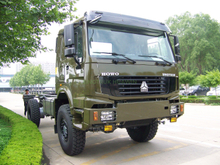 شاحنة بضائع HOWO 4X4 ذات الدفع الرباعي