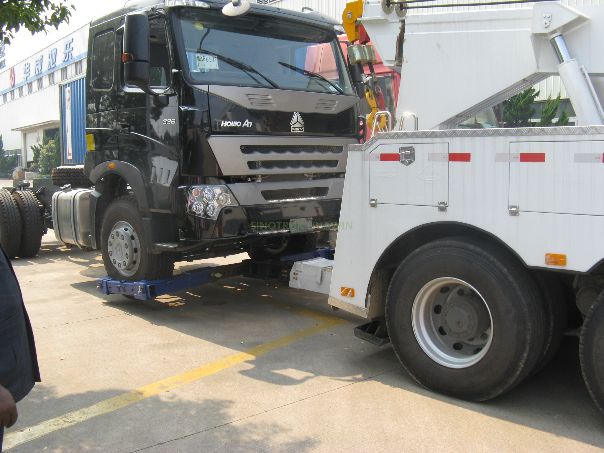 شاحنة هادم HOWO 6X4