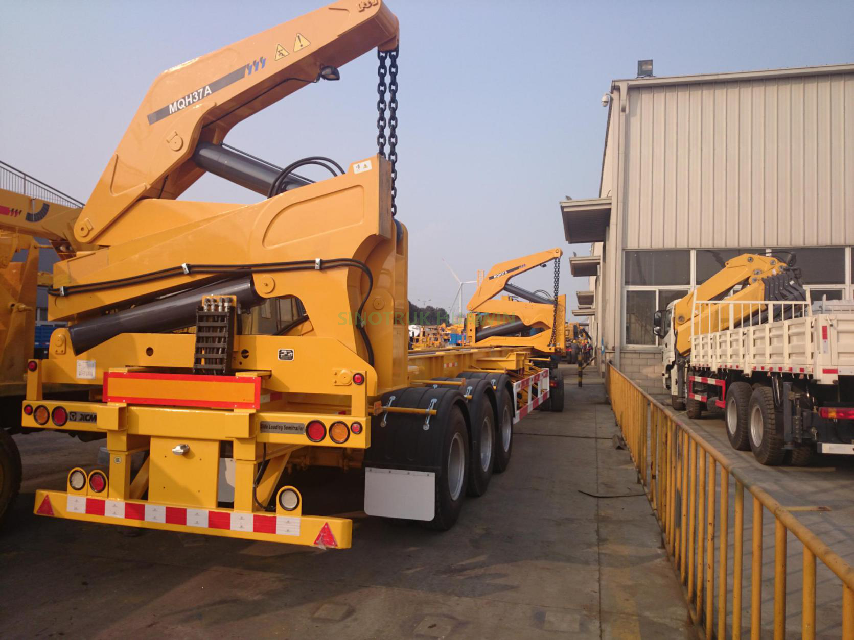 20FT Container Sidelifter Container Side Load Crane نصف مقطورة