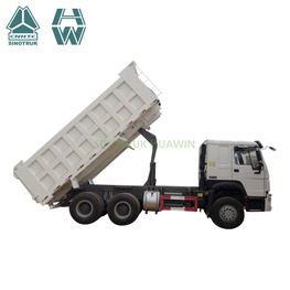 SINOTRUK HOWO 6X4 شاحنة قلابة متوسطة