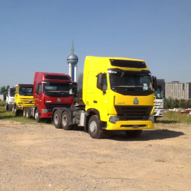 howo a7 10 عجلات جرار