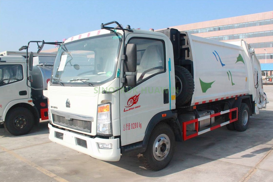 شاحنة ضاغطة القمامة SINOTRUK HOWO 4X2