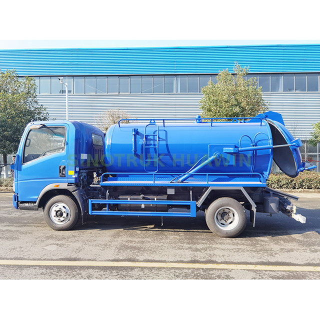 SINOTRUK HOWO 4X2 شاحنة الصرف الصحي لـ 10CBM