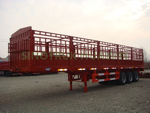 SINOTRUK 40FT 3 Axles Storehouse نصف مقطورة